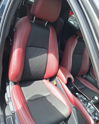 Honda HR-V cena 107500 przebieg: 63700, rok produkcji 2019 z Dąbie małe 301